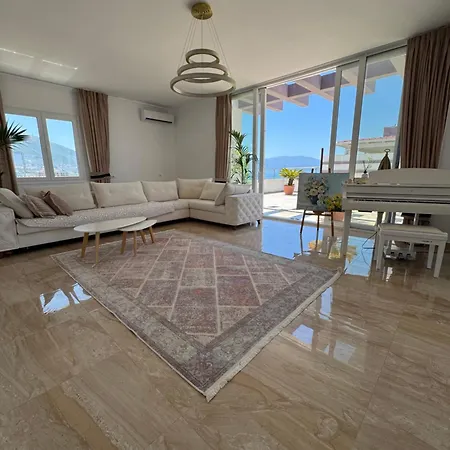 Sea View Penthouse With Grand Terrace Vlorë