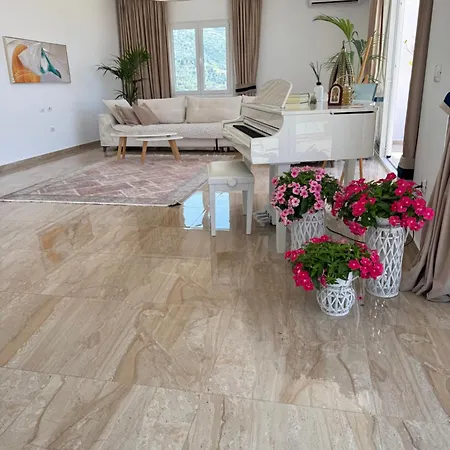 Sea View Penthouse With Grand Terrace Apartmán Vlorë