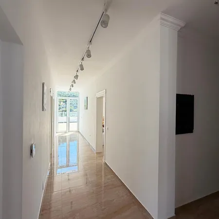 Sea View Penthouse With Grand Terrace