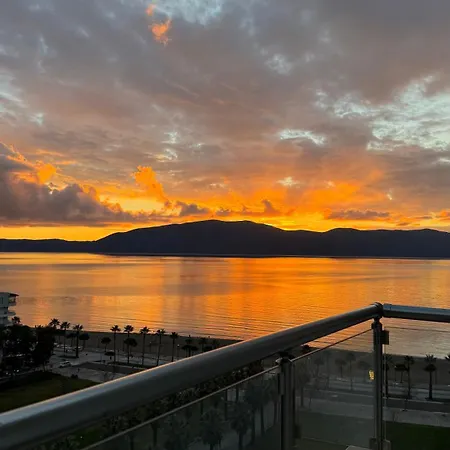 Apartmán Sea View Penthouse With Grand Terrace *